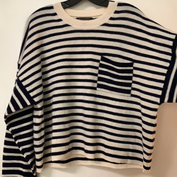 Banana Republic Cashmere Navy & White Striped Sweater - Picture 7 of 7